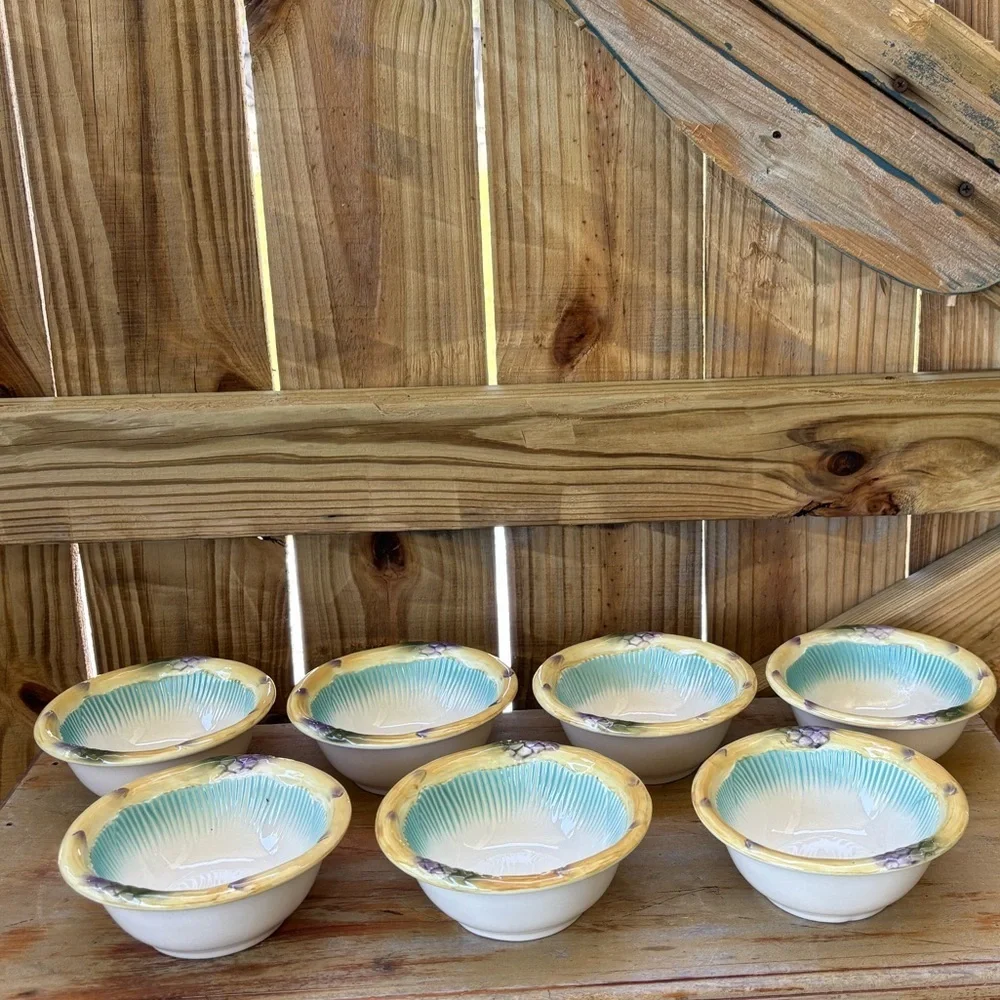 Set of 7 Williams Sonoma Asparagus Rim Majolica Style Dessert Bowls 5 3/8”